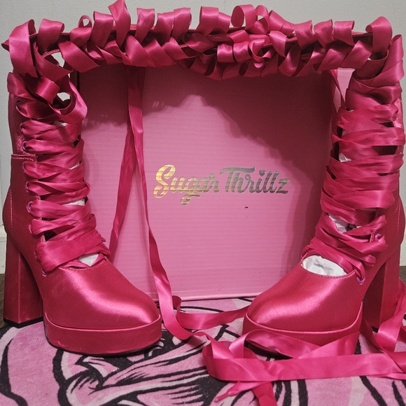 Sugar Thrillz: Heiress Request Hot Pink Thigh High Boots, Size 8, NIB Dolls Kill - Picture 15 of 16